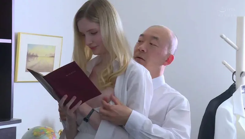 Người vợ chấp nhận làm người tình cho đối tác của chồng để trả nợ